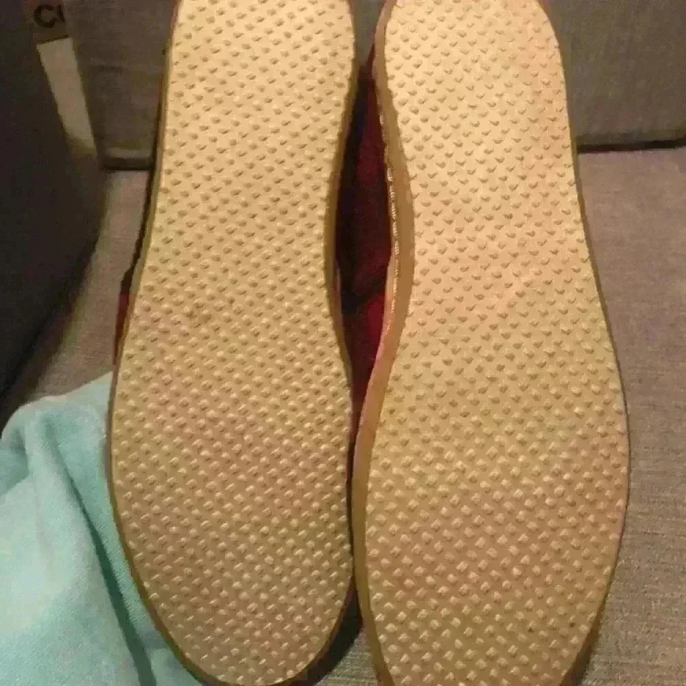 TOMS Alpargata Red Black Buffalo Plaid‎ Flannel Slip On Shoes Womens 6.5